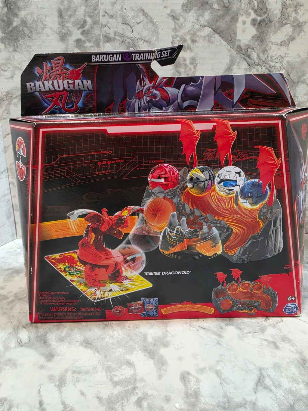 Bakugan Training Set with Titanium Dragonoid Action Figure - Series 1