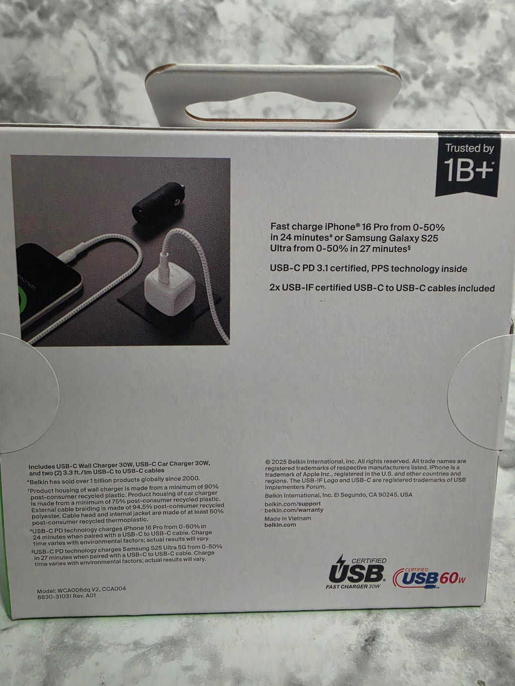 Box with USB and 1B+ branding on a gray surface