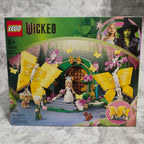 Actual stocked product photo of LEGO Wicked Glinda’s Wedding Day set 75688 retail box, 476 pieces, ages 8+.