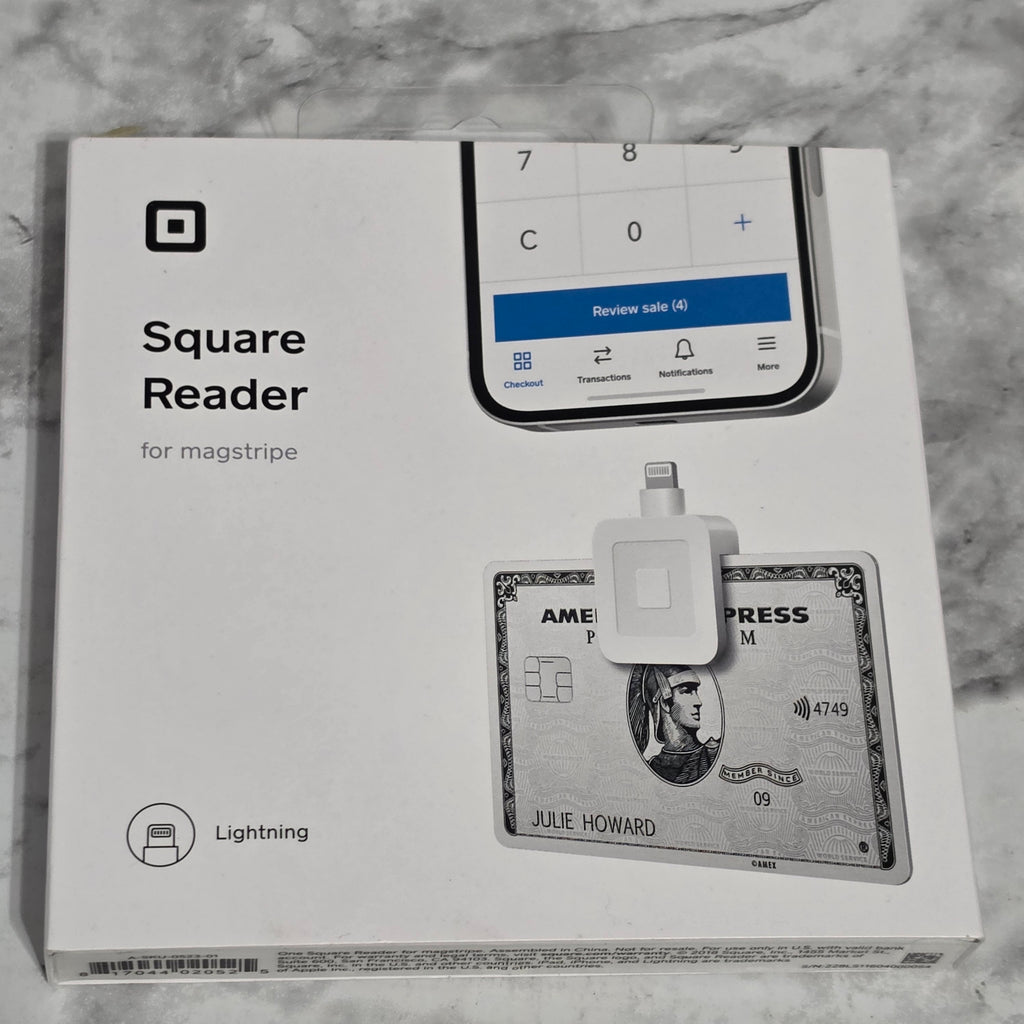 Square Reader for Magstripe Lightning connector – real product retail box showing Square branding and Lightning port icon