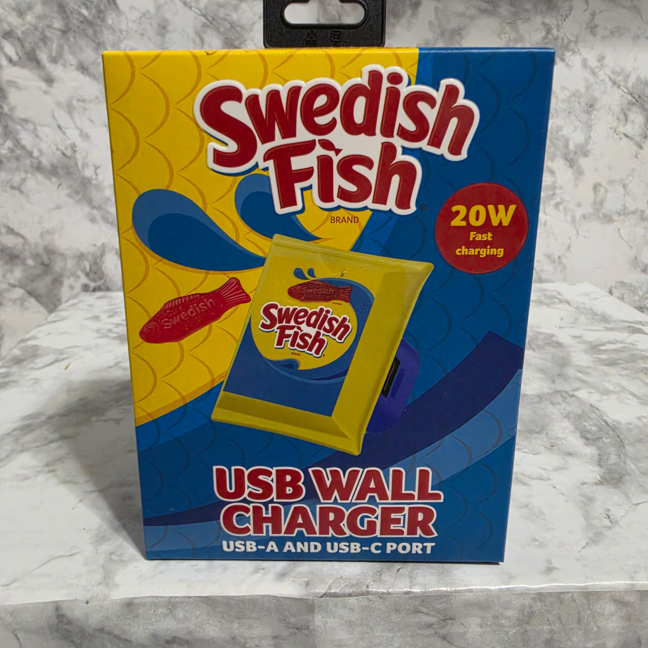 Swedish Fish 20W Fast Charging USB Wall Charger Dual USB-A USB-C - real product photo