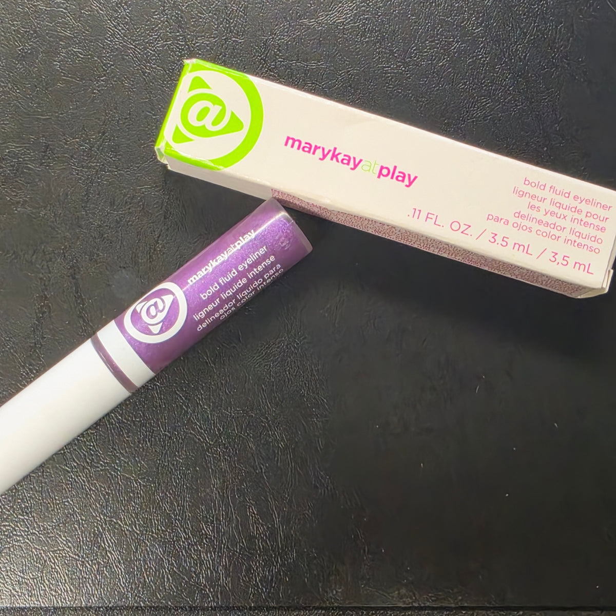 Mary Kay At Play Bold Fluid Eyeliner - 0.11 fl. oz. (3.5 mL)