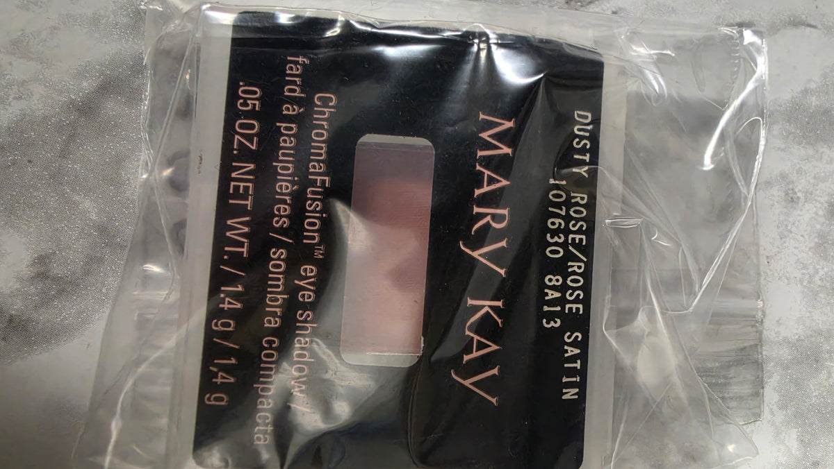 Mary Kay ChromaFusion Dusty Rose 107630 1.4 g refill packaging photographed from the front