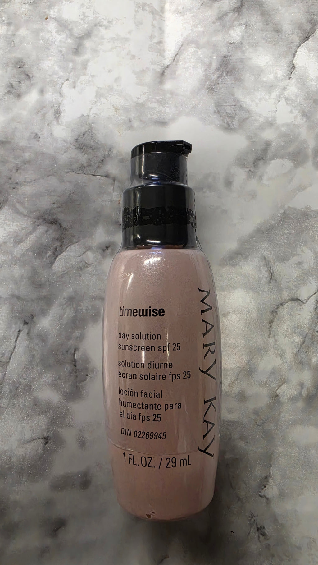 Actual stocked Mary Kay TimeWise Day Solution Sunscreen SPF 25 1 fl oz pump bottle sealed