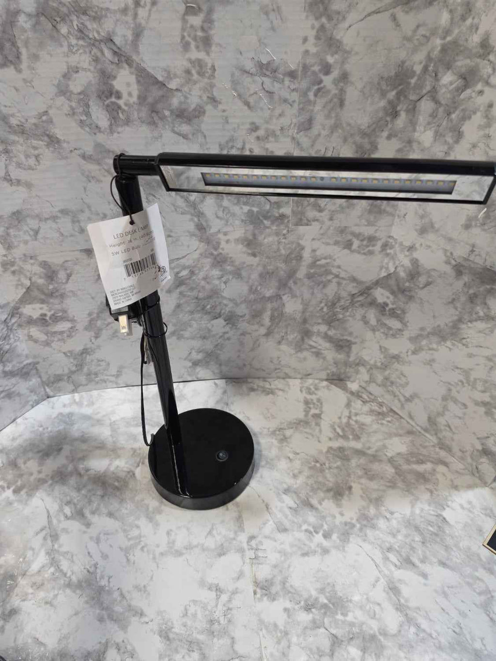 Room & Retreat 16-Inch LED Desk Lamp — Black
