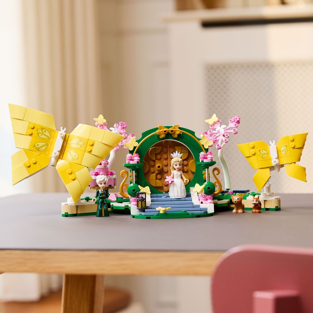 LEGO Wicked Glinda’s Wedding Day 75688 completed wedding scene displayed on a table with two butterflies, minidolls and animals.