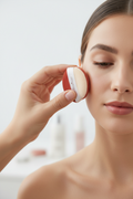 Professional makeup artist setting face with Olivia Rose multi-color mini powder puff — More4less Outlet