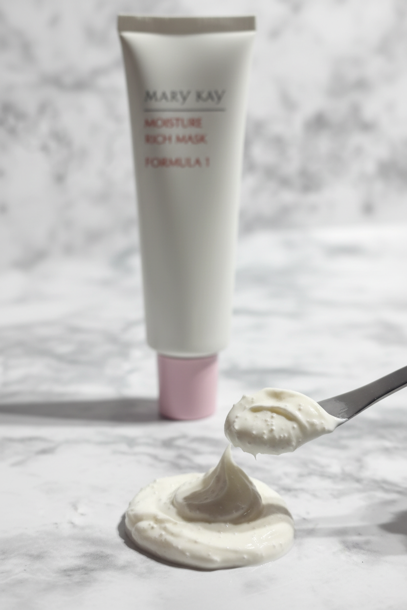 Mary Kay Moisture Rich Mask Formula 1 macro detail showing cream texture with exfoliating granules