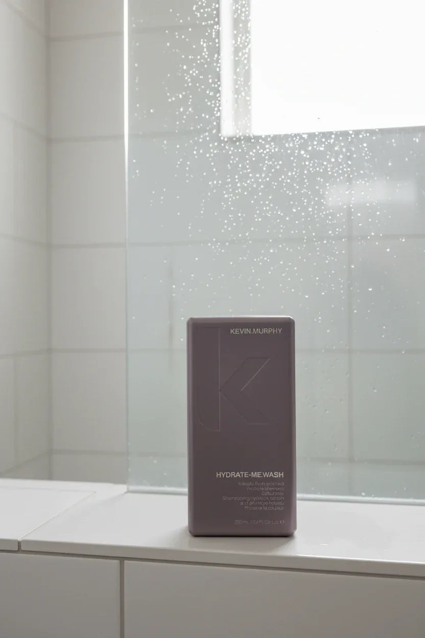 KEVIN.MURPHY HYDRATE-ME.WASH in modern shower lifestyle