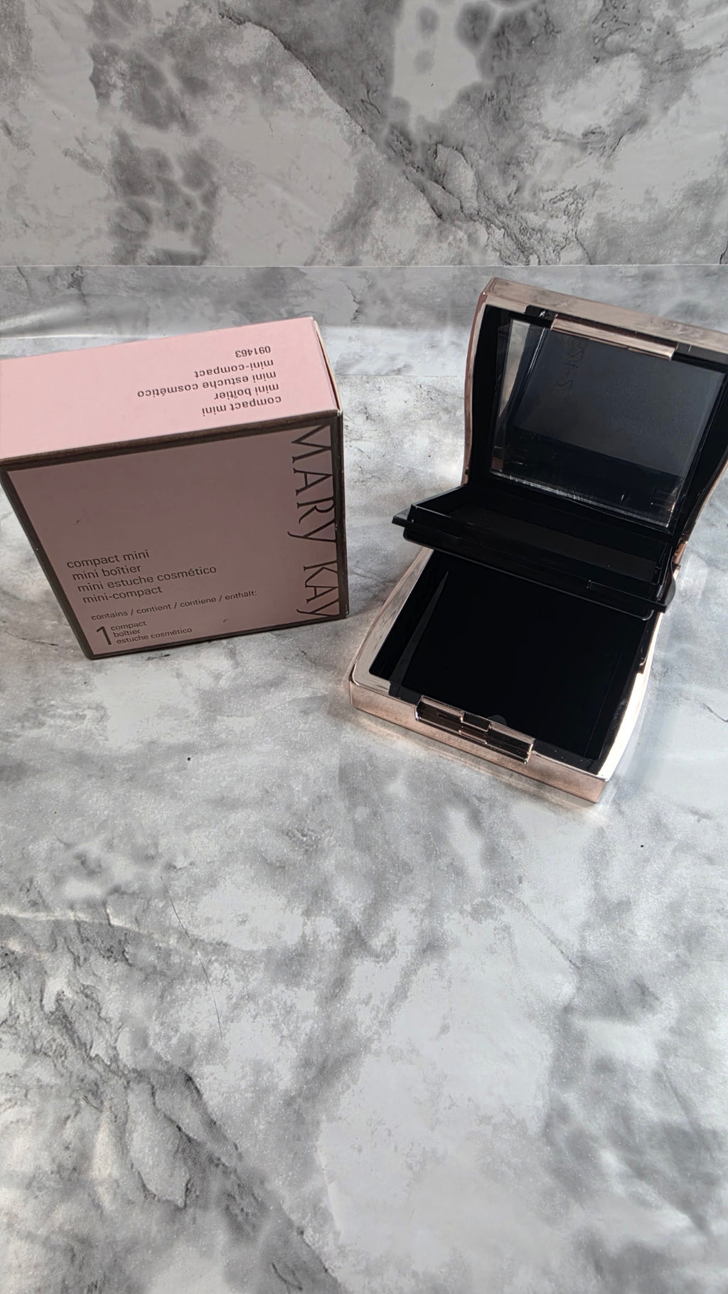 Original photo of the Mary Kay Compact Mini 091463 opened to show its mirror and empty compartments