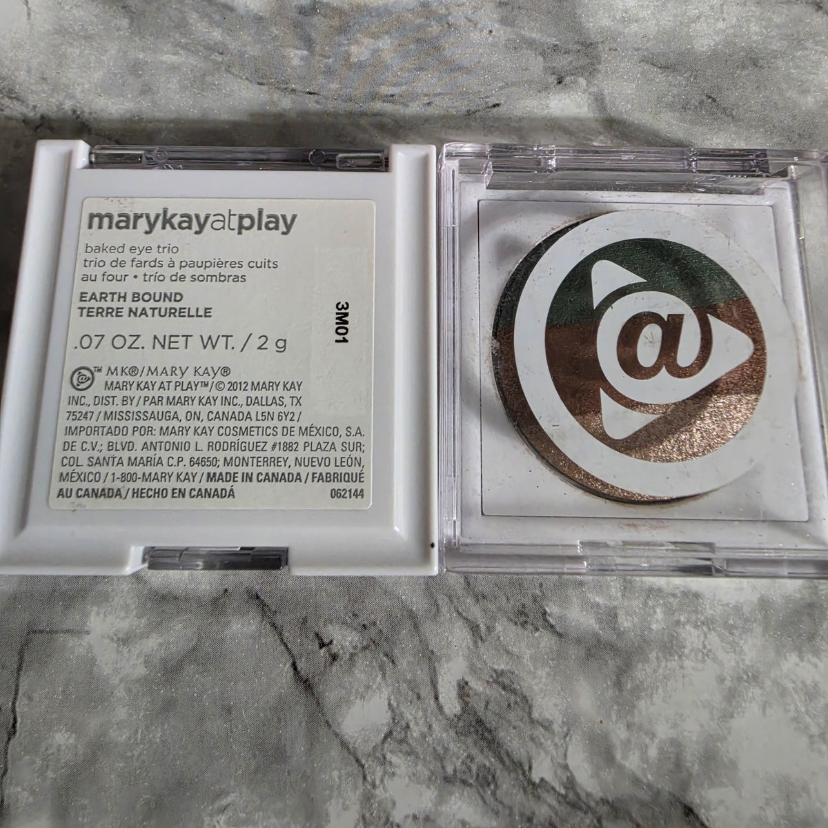 Mary Kay At Play Baked Eye Trio Earth Bound 062144 actual shade