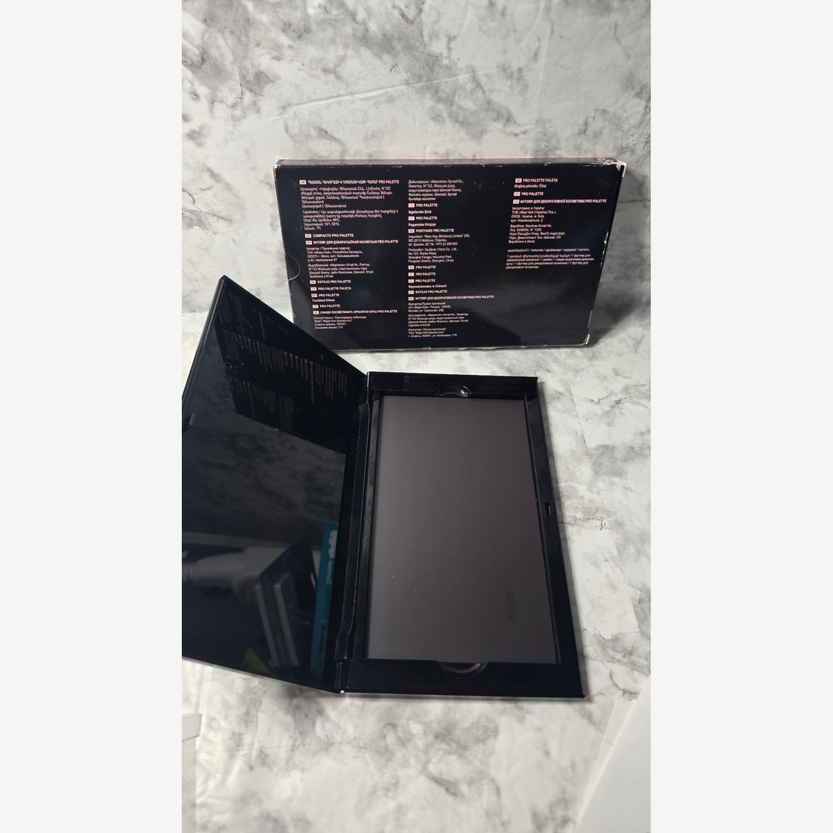 Original Mary Kay Pro Palette 127861 empty magnetic interior and back of original box