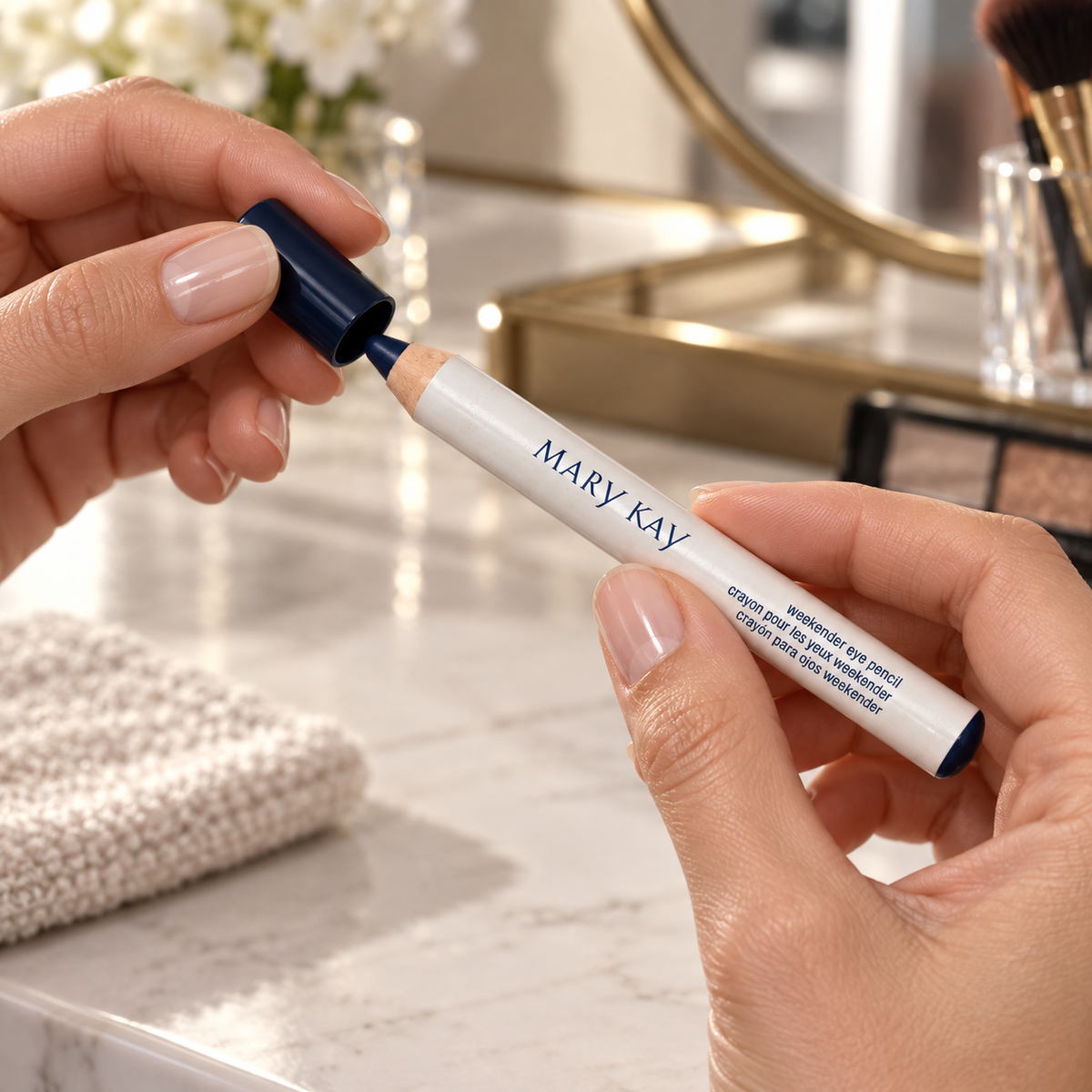 Replacing the cap on the Mary Kay Weekender pencil