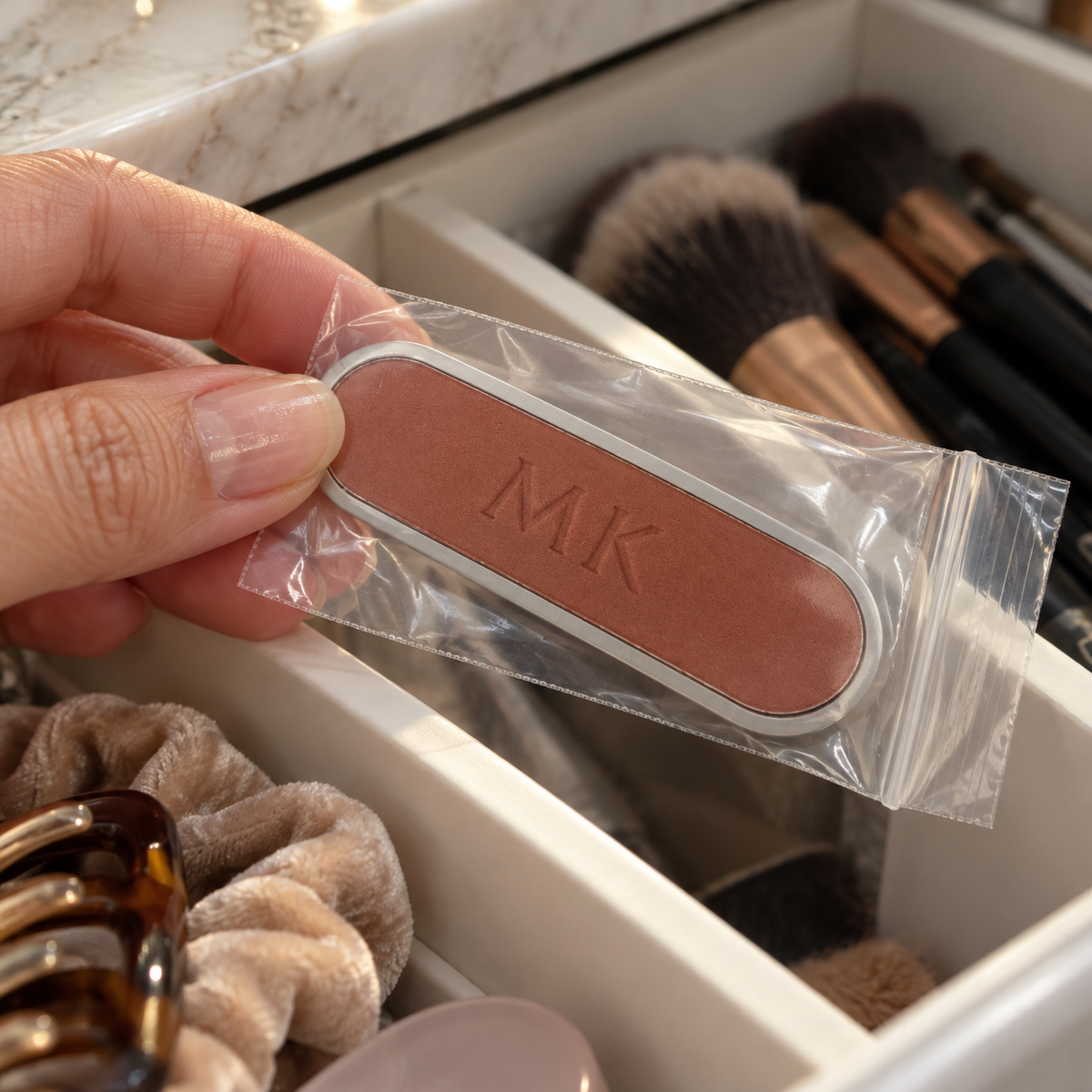 Choosing a protected Maple Walnut 8878 refill from a vanity drawer