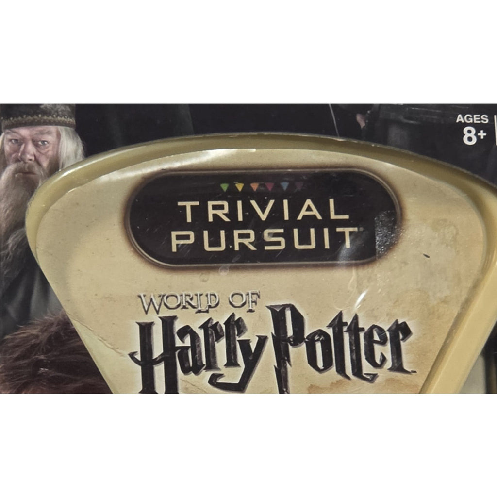 Actual photo detail of Trivial Pursuit World of Harry Potter Bite-Size Edition title artwork